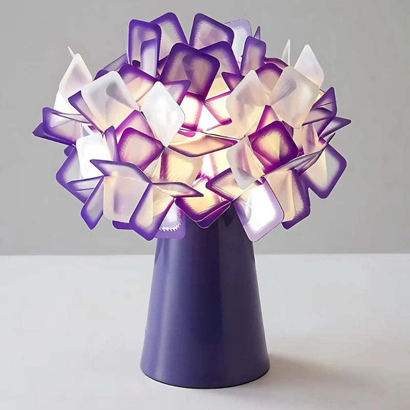TreeGlow - Minimalistisk LED-bordlampe med varmt hvidt lys til stilfulde rum
