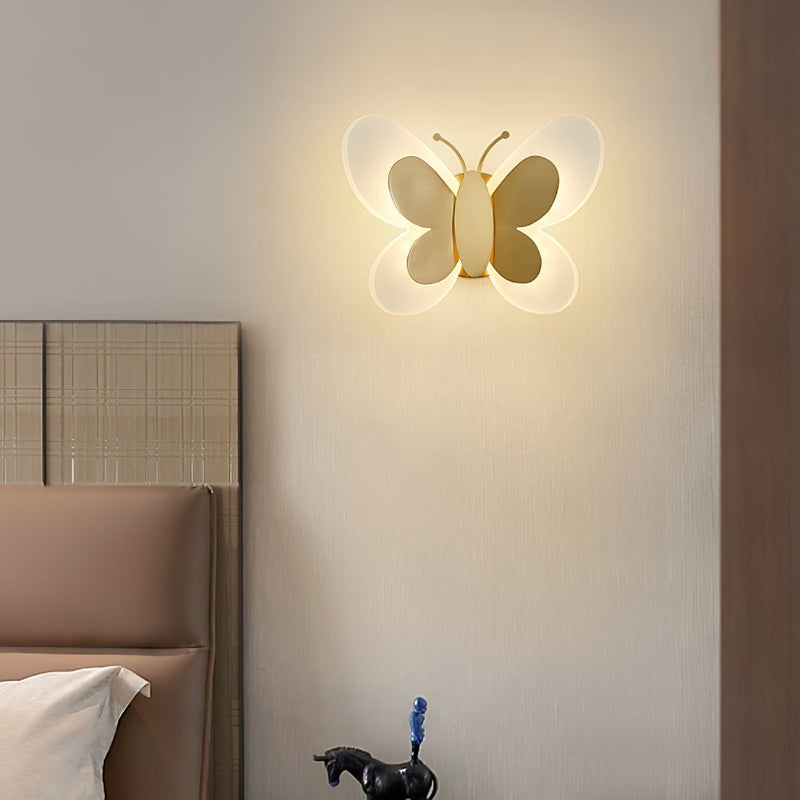 FlutterGlow – LED-væglampe i sommerfugleform