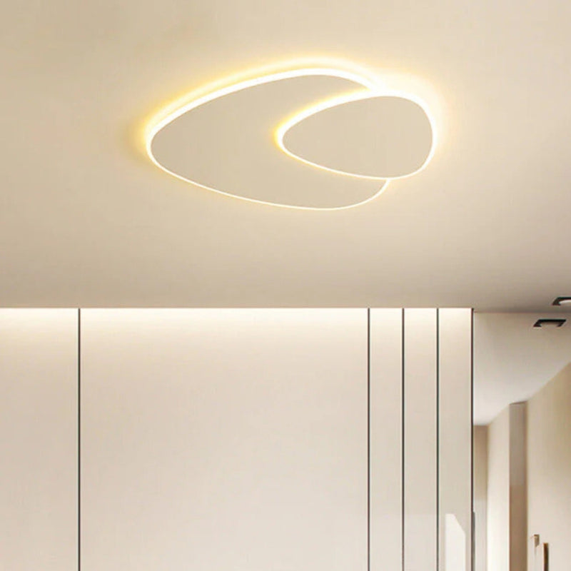 GlowBeam – Minimalistisk LED-loftlampe med blød, flimmerfri glød og elliptisk design