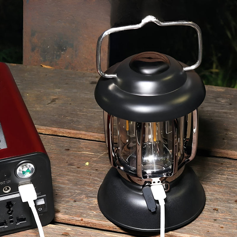 TrailBlaze – Alsidig USB- og solcelledrevet campinglampe til udendørs brug