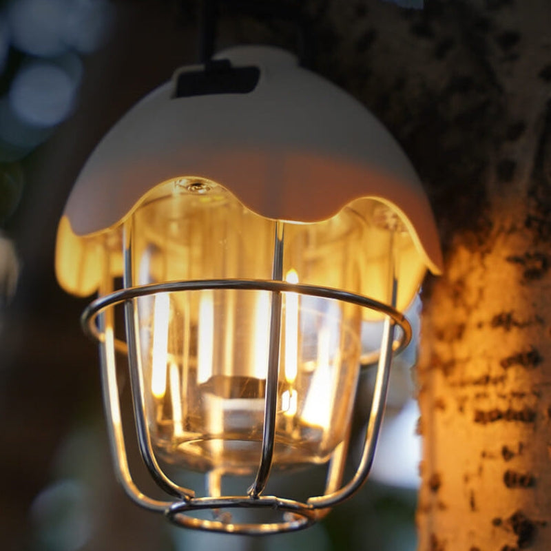 PineGlow – Vandtæt LED-udendørslampe med kogler-inspireret design