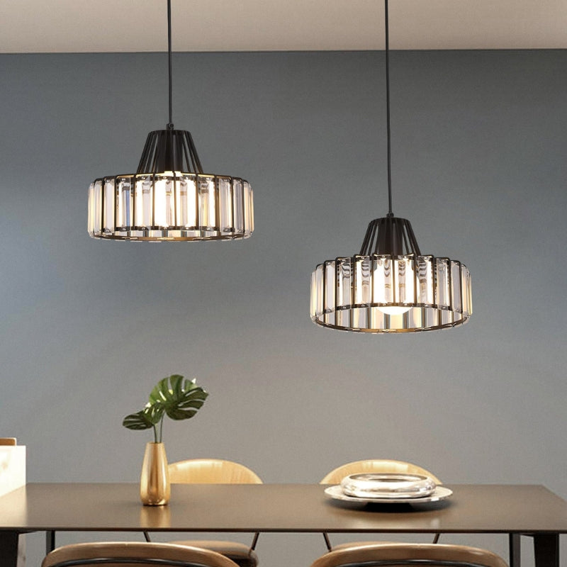 CrystaLuxe – Nordisk LED krystal pendellampe med elegant design