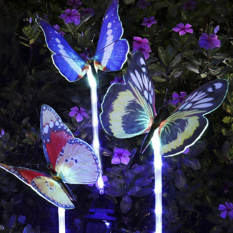 ButterflyGlow – Fiberoptisk LED Plænelampe med Farverig Sommerfugleeffekt