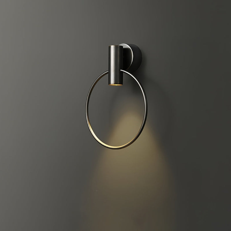 HaloRing – Cirkulær Væglampe med Minimalistisk Design