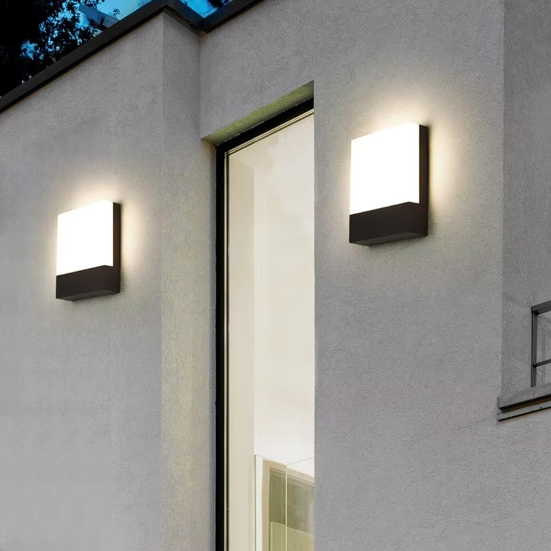 LuminoGuard – Vandtæt LED-udendørsvæglampe til have og terrasse