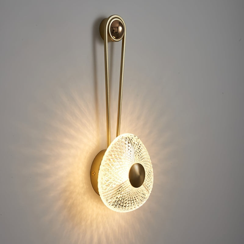 TeardropGlow – Væglampe med dråbeformet design