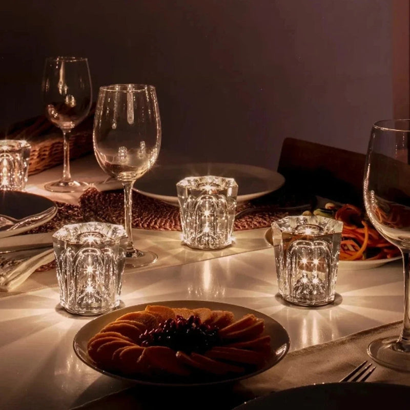 LumaCrystal – Elegant krystalbordlampe med justerbart lys og praktisk USB-port