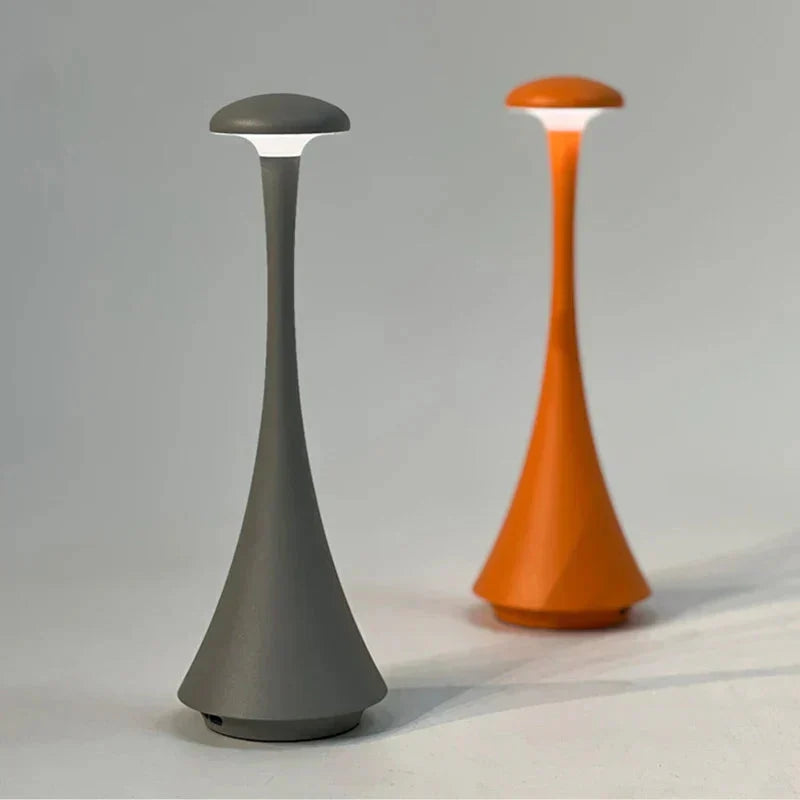 LumiGlow – Genopladelig trådløs bordlampe med justerbar LED-belysning
