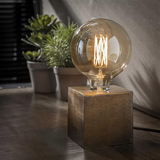 IronGlow - Slank industriel bordlampe til moderne rum