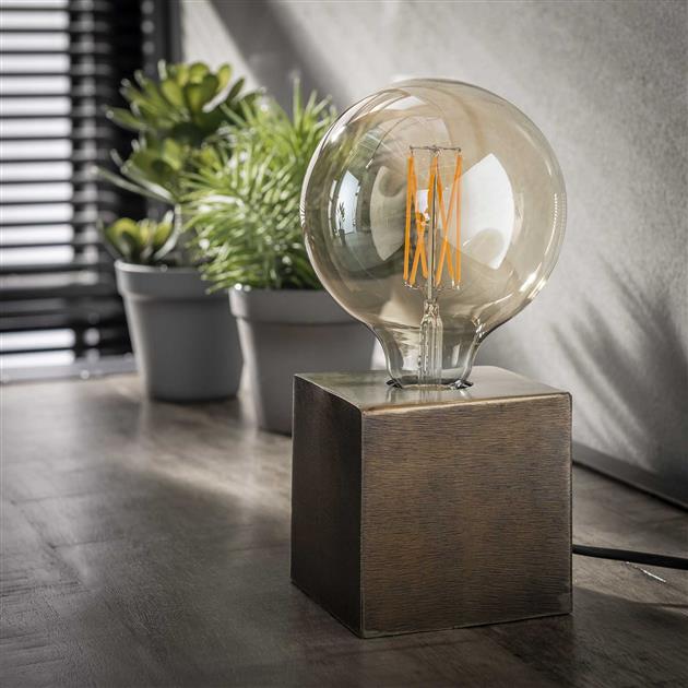 IronGlow - Slank industriel bordlampe til moderne rum