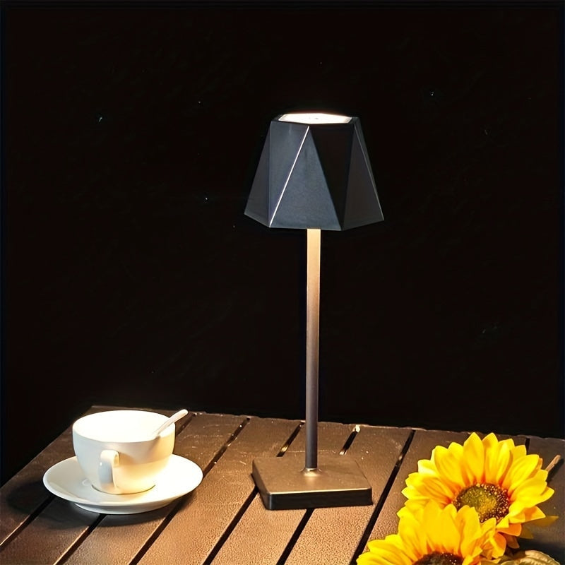 LumiDesk - Moderne LED-bordlampe med klassisk design