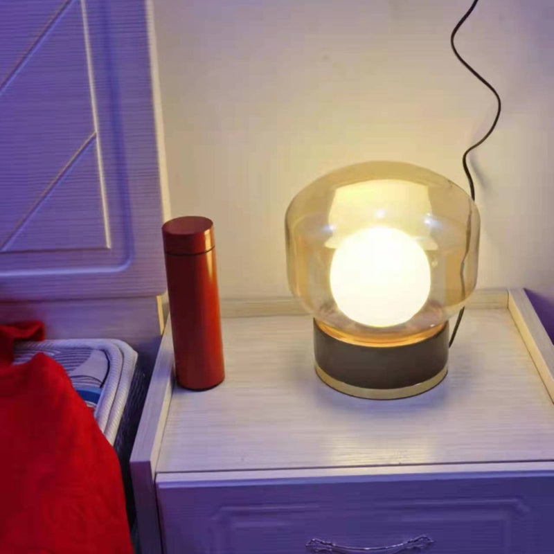 LumiCraft – Håndlavet glasbordlampe med træfod