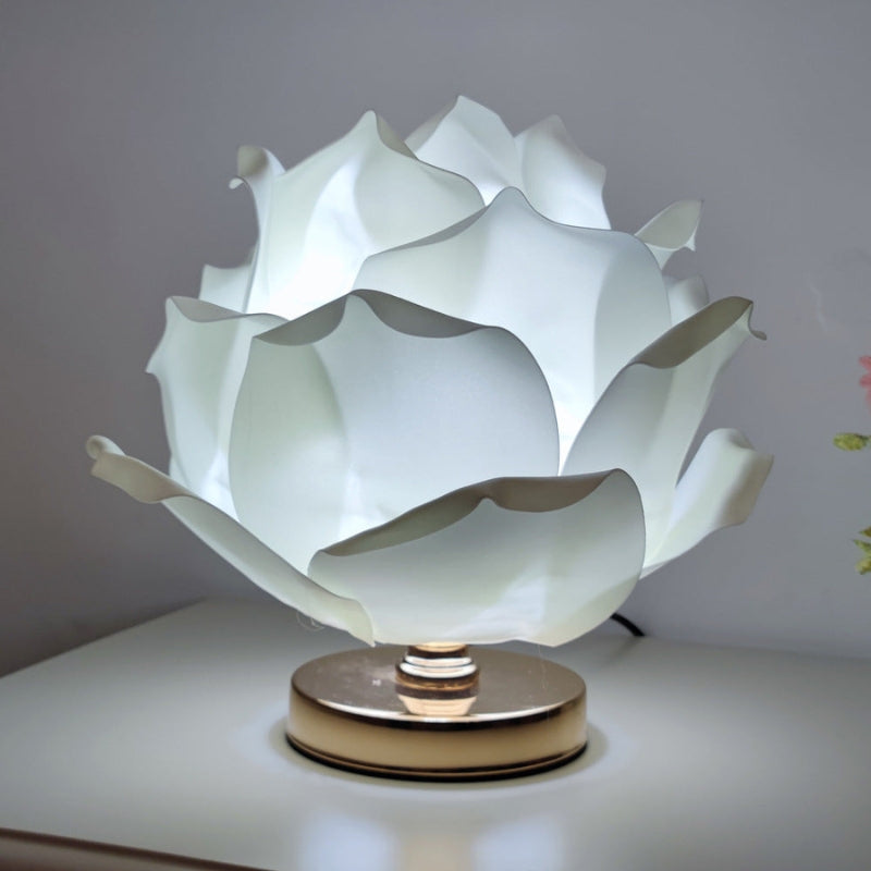LotusGlow – Blomstrende Lotusformet LED Bordlampe med Lagdelte Blade