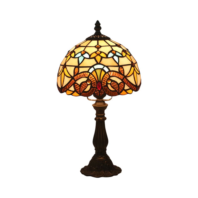 ArtisanGlow - Tiffany Shaped lampe for en klassisk charme