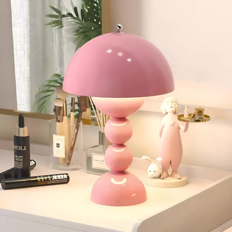 BloomLite – Trådløs LED-bordlampe med skandinavisk-inspireret design