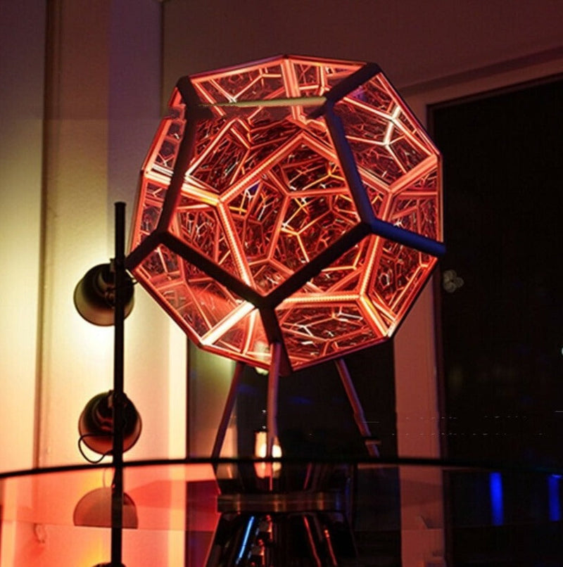 StellaSphere - Geometrisk LED lys med syv farvetilstande