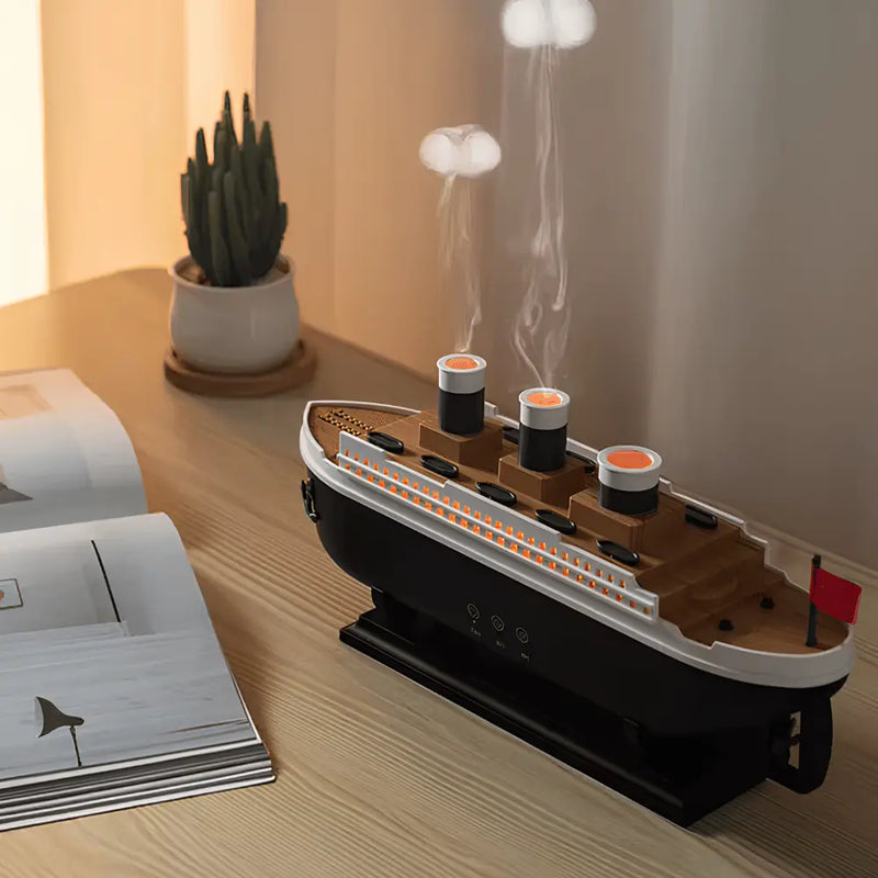 AquaGlide – Titanic skibsfugterlampe med tåge og fjernbetjeningslys