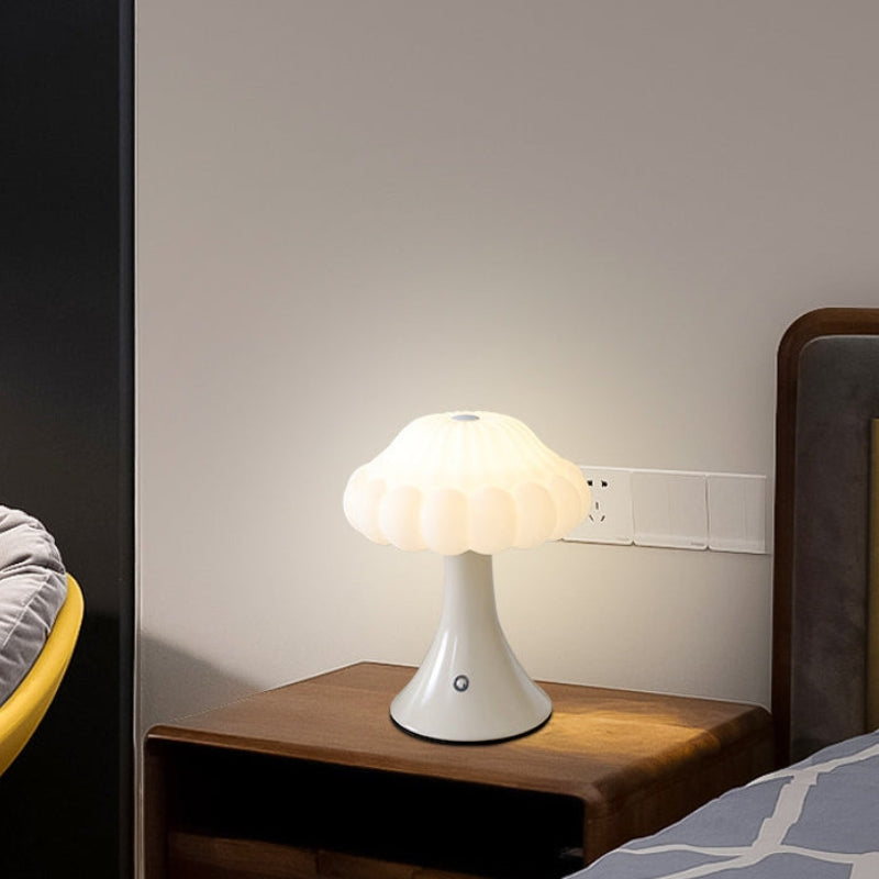 Nordilume – Genopladelig svampeformet LED-bordlampe til soveværelse og stue
