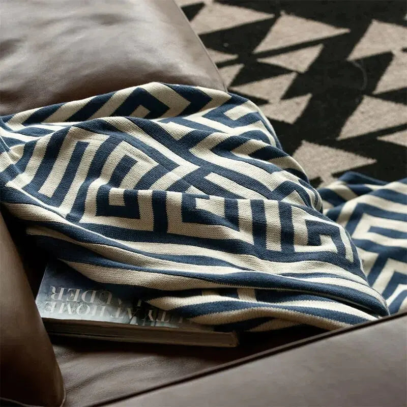 CozyNest – Moderne geometrisk mønster tæppe til sofa og seng