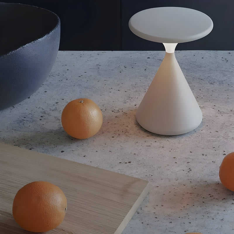 CalmGlow – Berøringsfølsom rund bordlampe med bærbart trådløst design