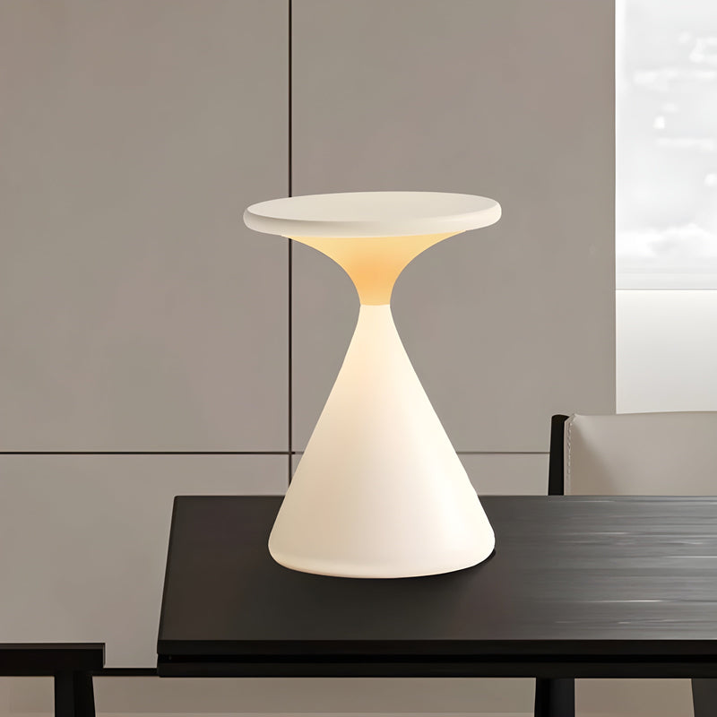 CalmGlow – Berøringsfølsom rund bordlampe med bærbart trådløst design