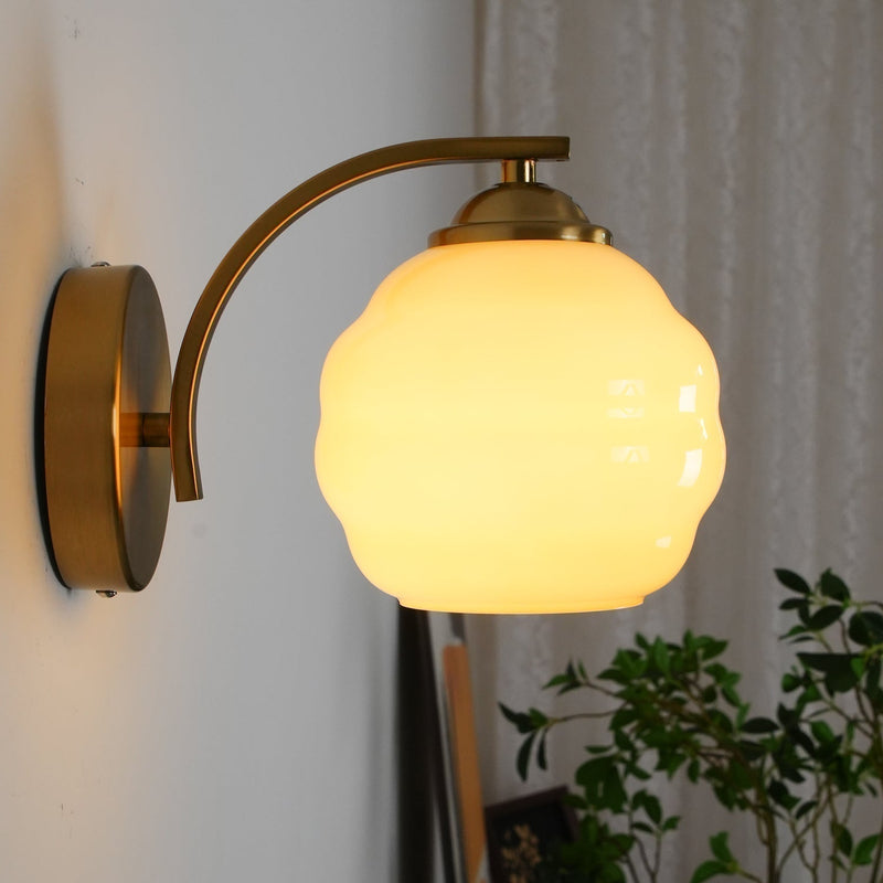RetroLume - Art Deco lampe for tidløs elegance og blød omgivende belysning