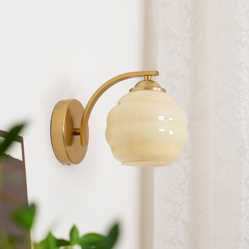 RetroLume - Art Deco lampe for tidløs elegance og blød omgivende belysning
