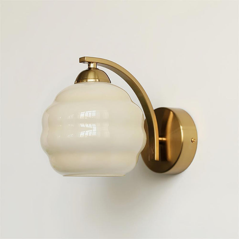 RetroLume - Art Deco lampe for tidløs elegance og blød omgivende belysning