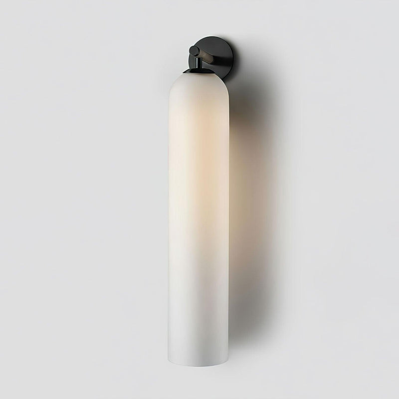 GlowLine – Minimalistisk væglampe med slank cylinderform og blød omgivende belysning