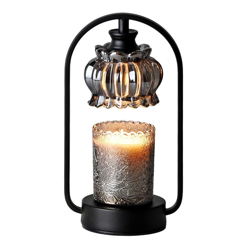 LumiNest – Nordisk bordlampe med glasskærm og rund jernfod