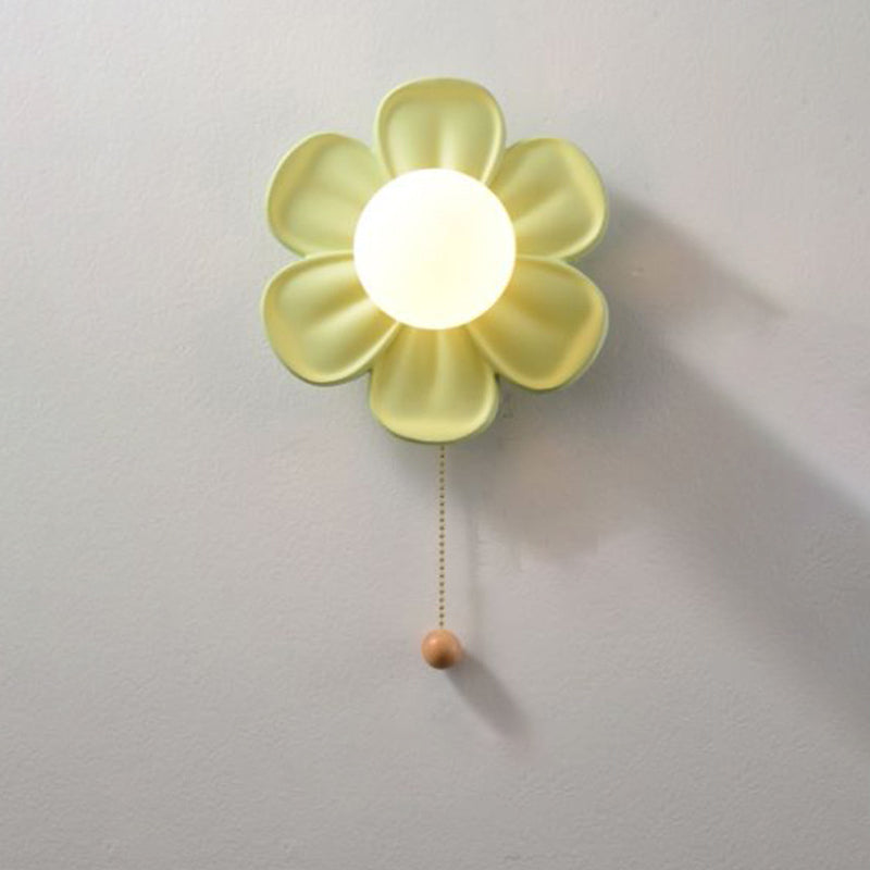 FloraGlow - Kreativ blomsterkugleformet væglampe med kunstnerisk og moderne design