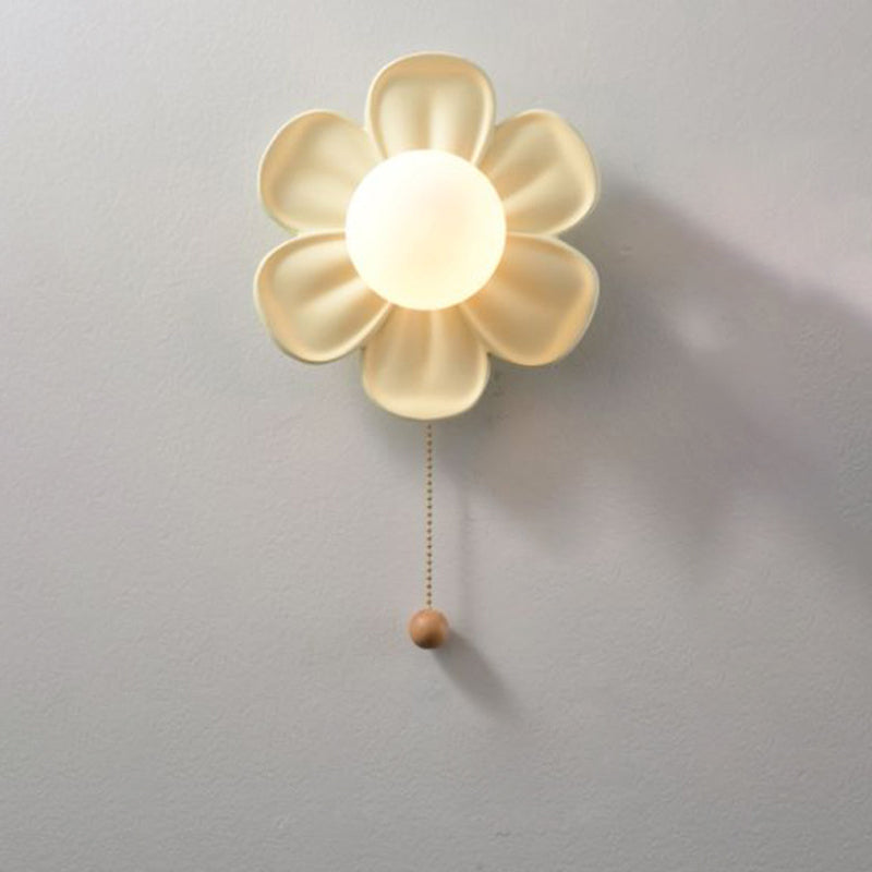 FloraGlow - Kreativ blomsterkugleformet væglampe med kunstnerisk og moderne design