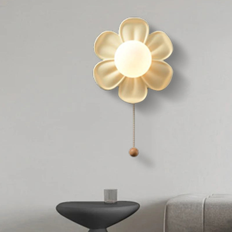 FloraGlow - Kreativ blomsterkugleformet væglampe med kunstnerisk og moderne design