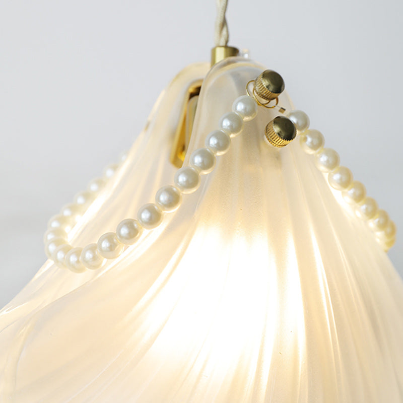 CoastalGlow – Skalinspireret Loftlampe i Jern og Glas