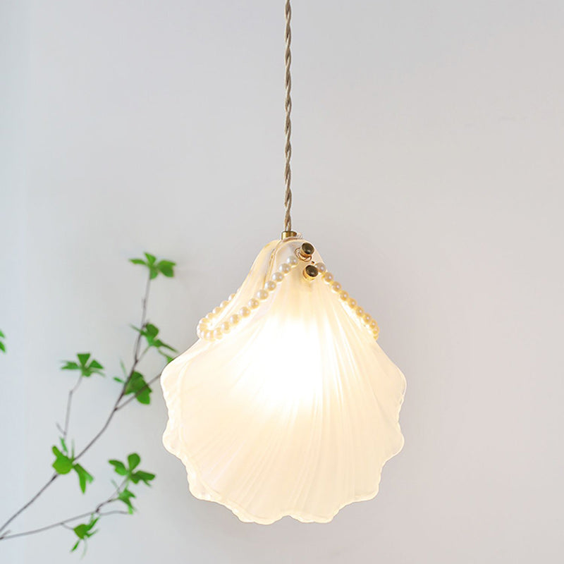 CoastalGlow – Skalinspireret Loftlampe i Jern og Glas