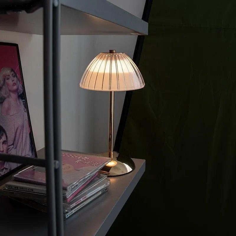 GlowHaven - Ledningsfri LED-krystallampe med touch-kontrol