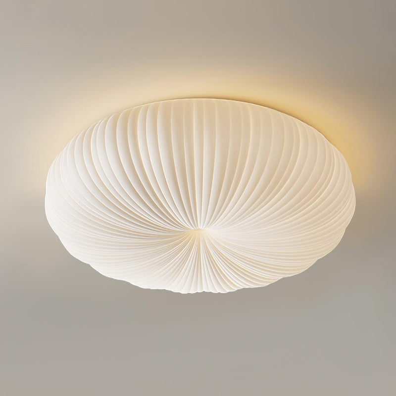PleatGlow – Stilfuld rund loftslampe med plisseret tekstur og fjernstyret belysning