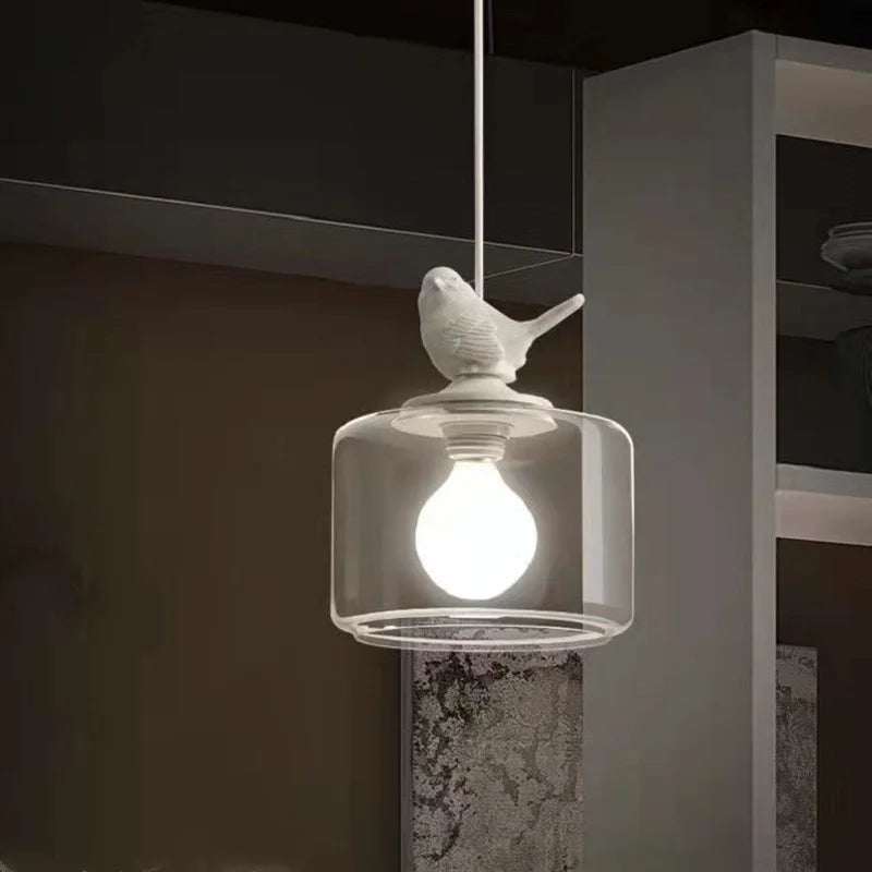 BirdGlow - Dekorativ hængelampe med naturinspireret design for moderne elegance