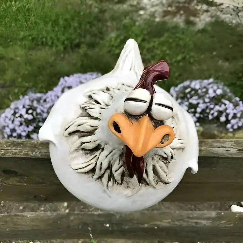 ChickChuckle - Charmerende keramiske kyllingeskulpturer til have og hegn