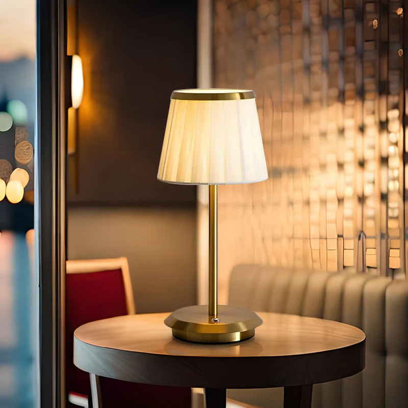 AuraNest – Elegant berøringskontrolbordlampe med tre justerbare lysindstillinger