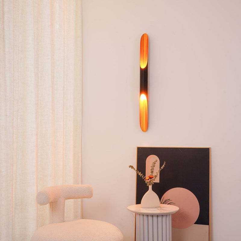 LineaLux – Minimalistisk sort LED-væglampe