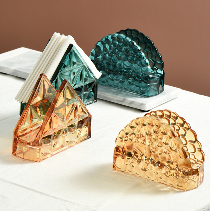 LuxeHold - Elegant servietholder i glas med vintage design og sofistikeret touch