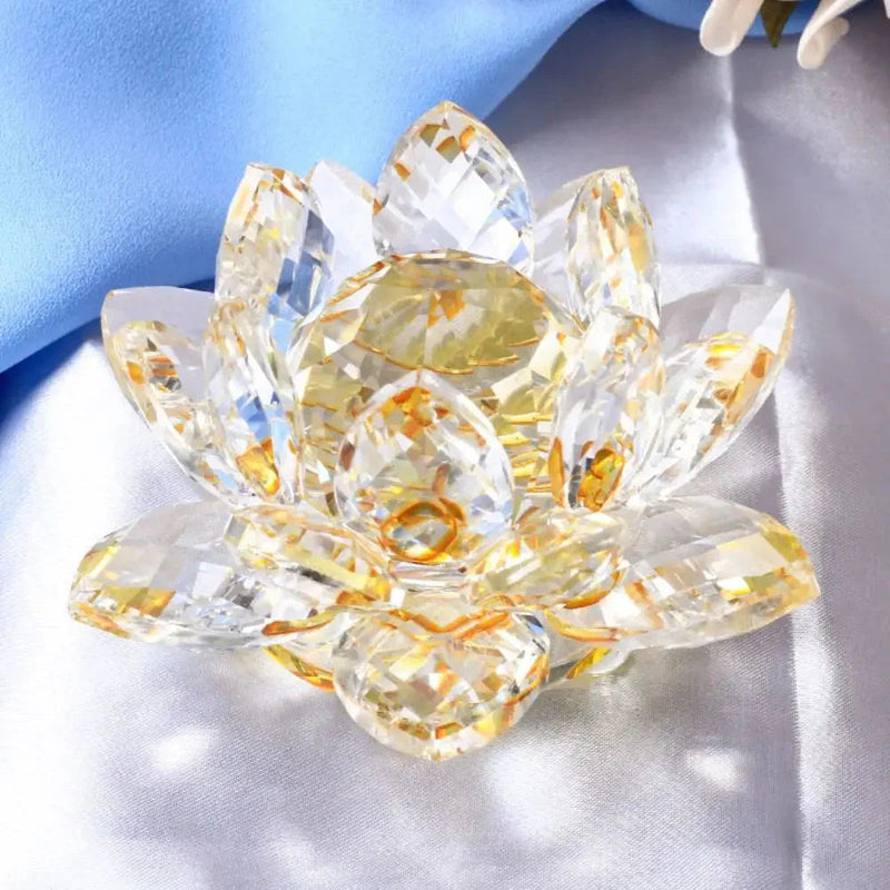 GlowBloom - Kompakt lotus figur med multi facetteret finish til bordindretning