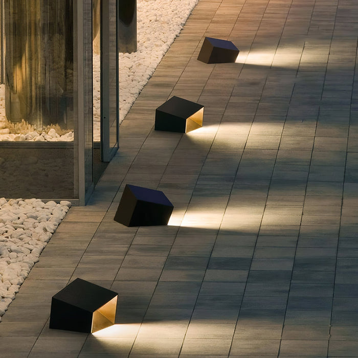 GlowCube – Moderne Solar Havelampe til stilfuld udendørsbelysning