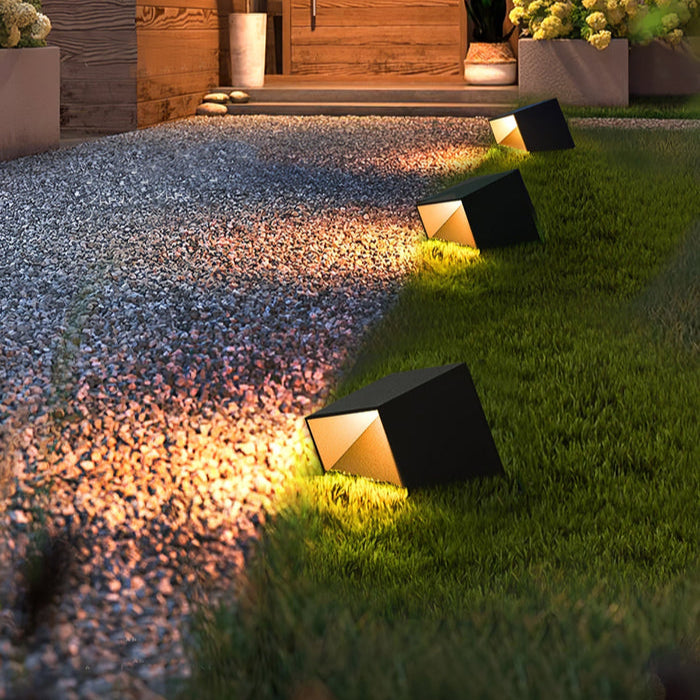 GlowCube – Moderne Solar Havelampe til stilfuld udendørsbelysning