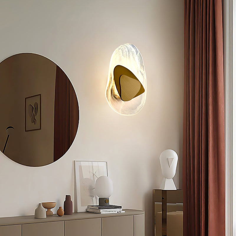ShadowLux – Kunstnerisk væglampe i sort glas