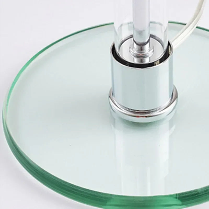 LumoSphere – Moderne bordlampe med matteret kugleformet skærm og elegant design