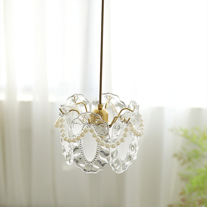 LumiGlow – Elegant pendel med blomsterdetaljer for sofistikeret stemning