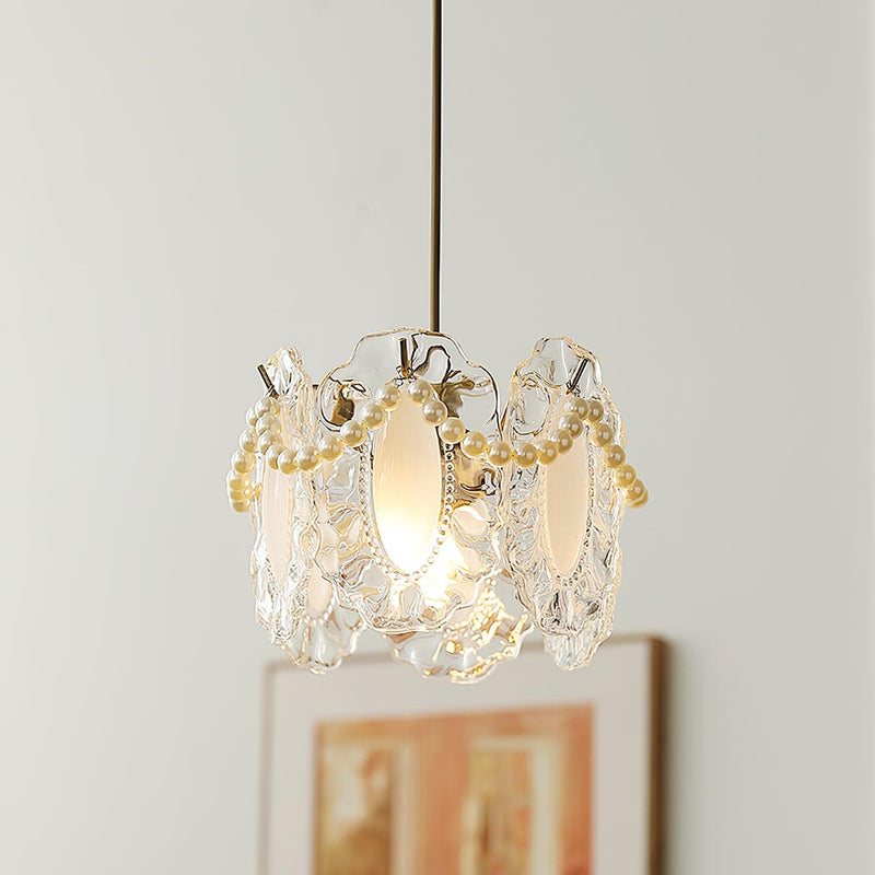 LumiGlow – Elegant pendel med blomsterdetaljer for sofistikeret stemning