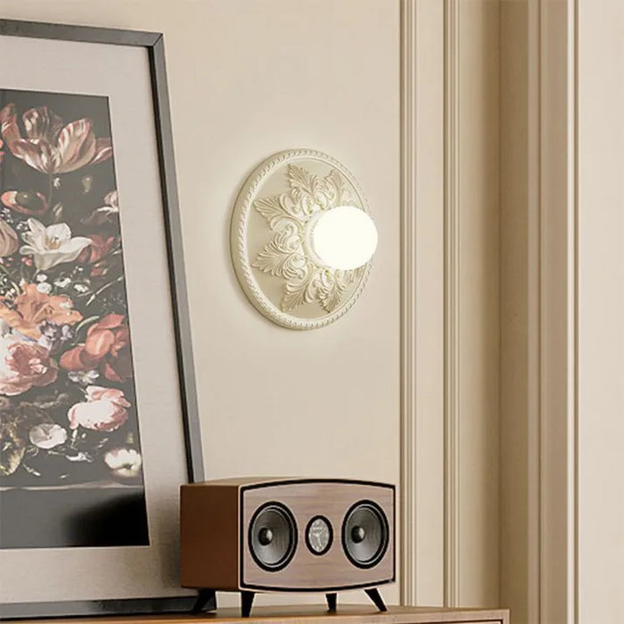 LumaGlow – Moderne rund væglampe med glat finish